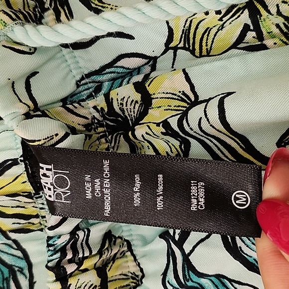 Beach Riot  Coastal Swim New Beach Riot Floral Pants Size Meduim - Picture 6 of 16